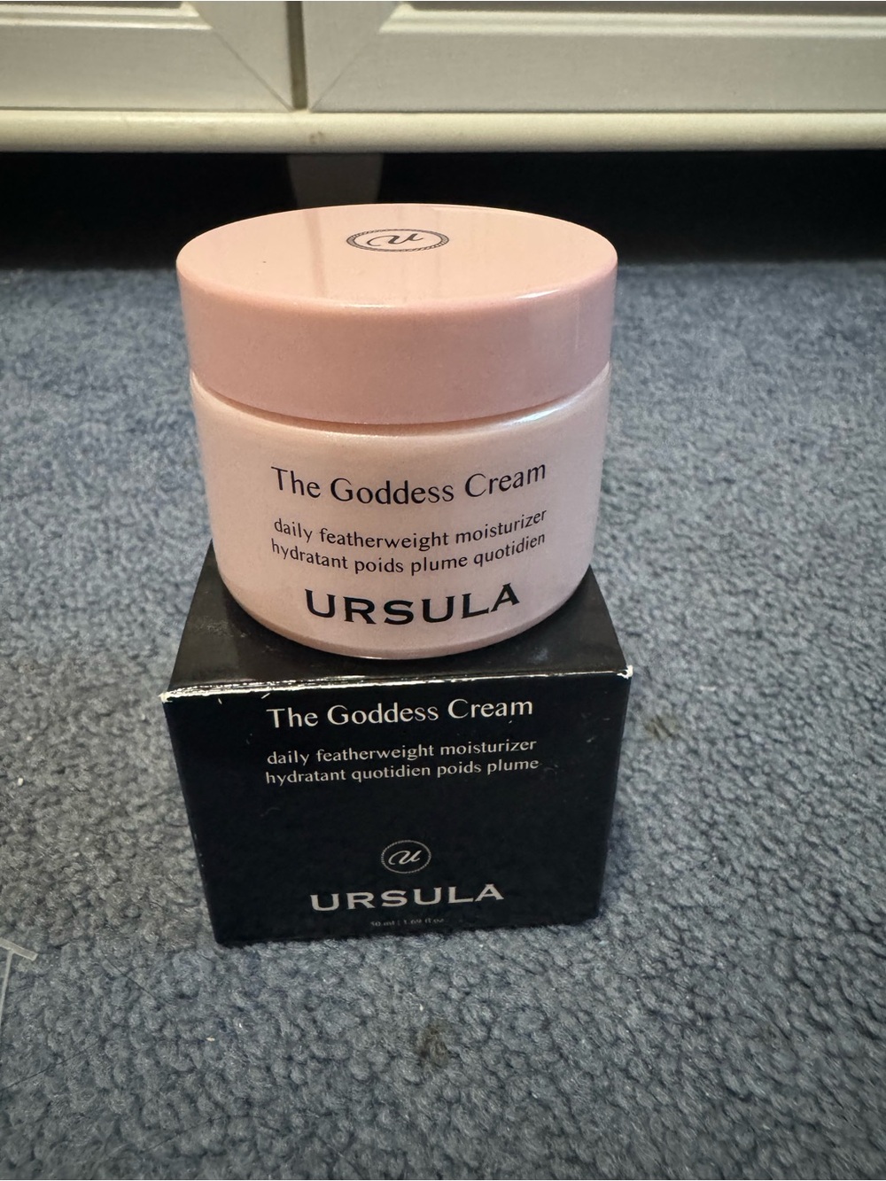 Ursula The Goddess Cream Lightweight Moisturizer - Soft Pink